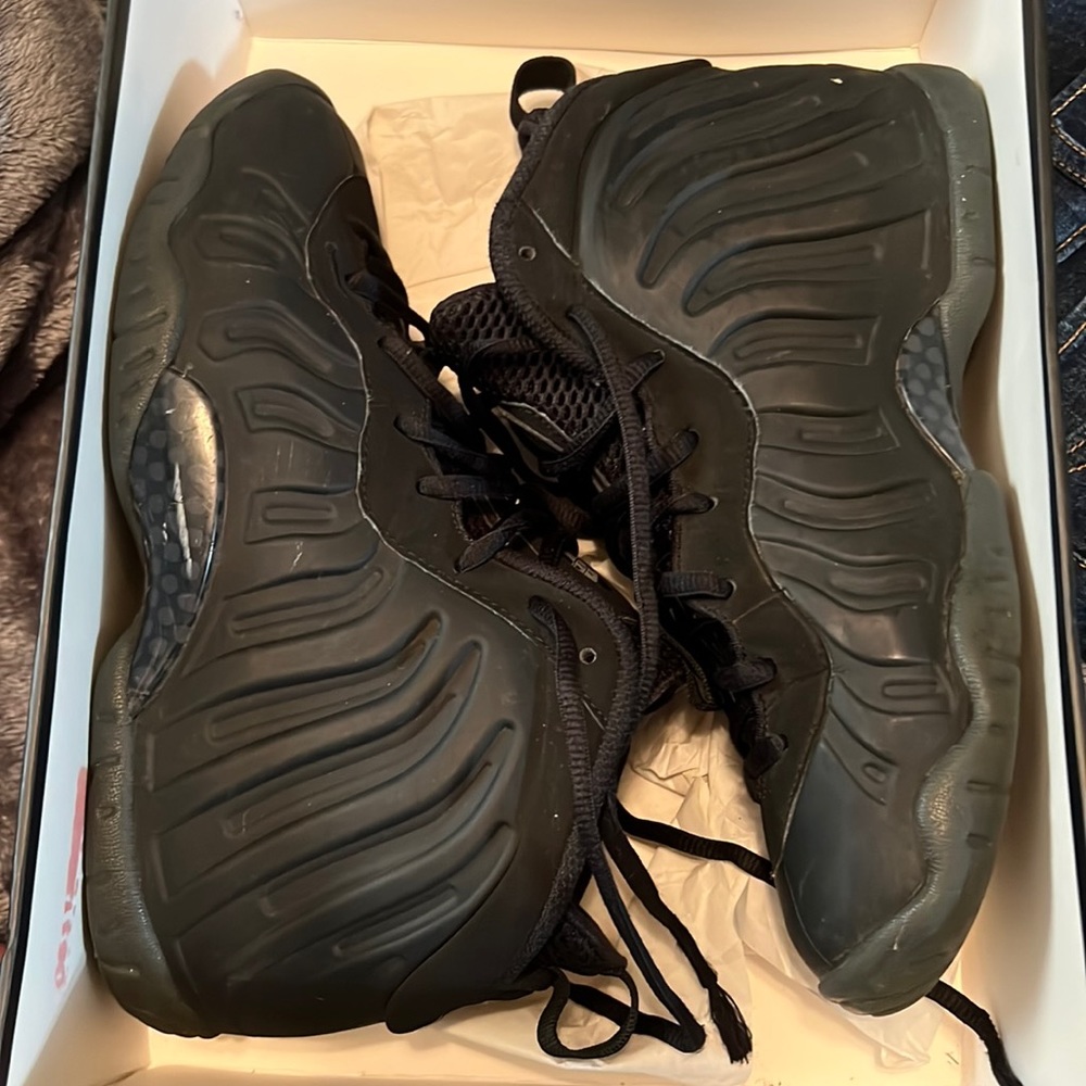 Nike little posite one grade school